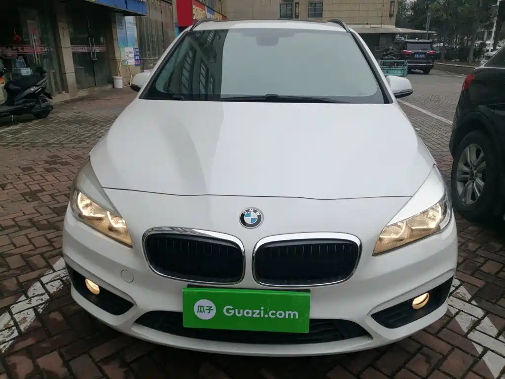 BMW 2 Series Touring 2016 2016 218i Fashion Model