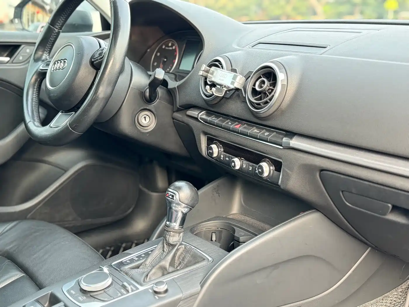 Audi A3 2014 Sportback 35 TFSI Automatic Comfort фото 17