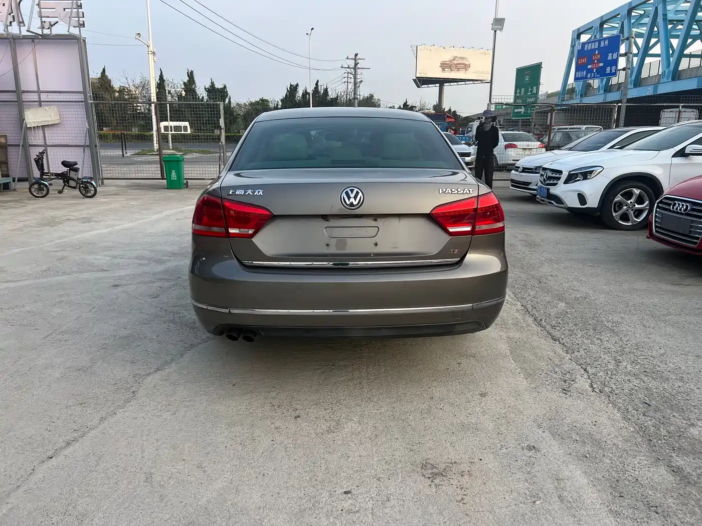 Volkswagen Passat 2011 1.8TSI DSG Royal Edition фото 7