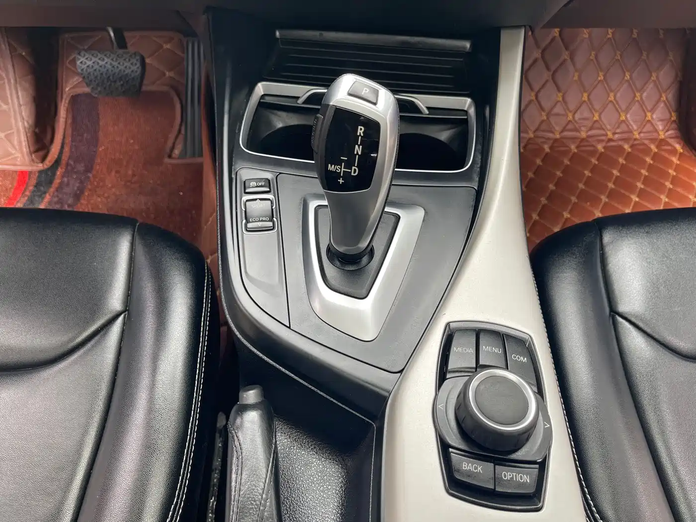 BMW 1 Series 2018 118i Fashion Edition фото 20