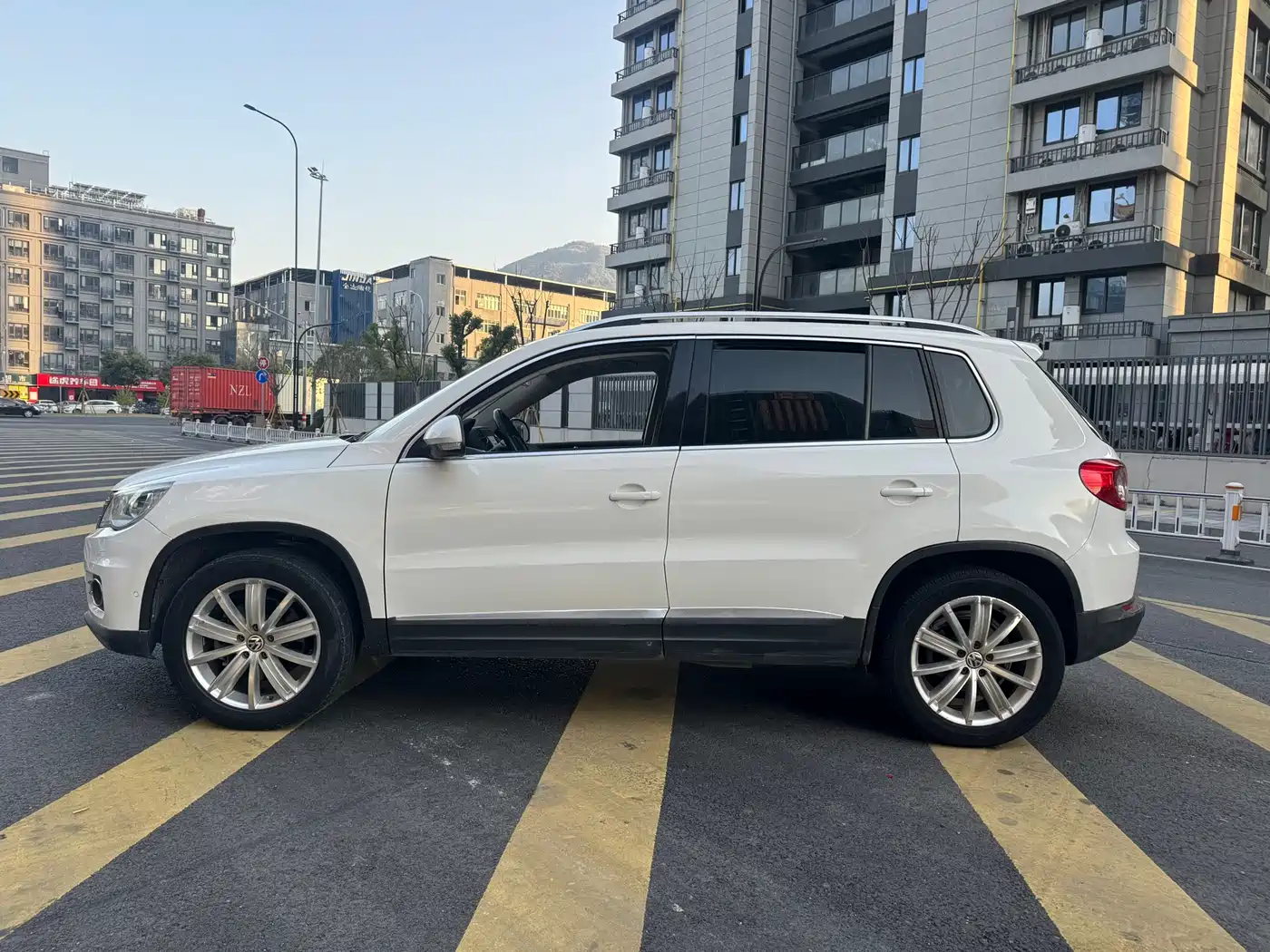 Volkswagen Tiguan 2012 2.0TSI Automatic 4WD Elite Edition фото 4