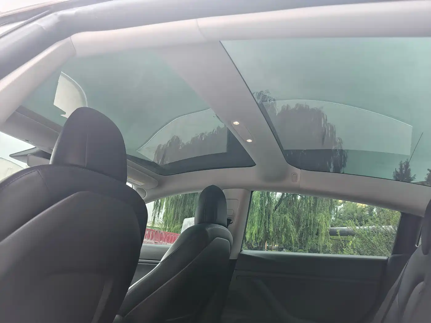 Tesla Model 3 (Import) 2019 2019 Standard Range RWD Upgraded Edition