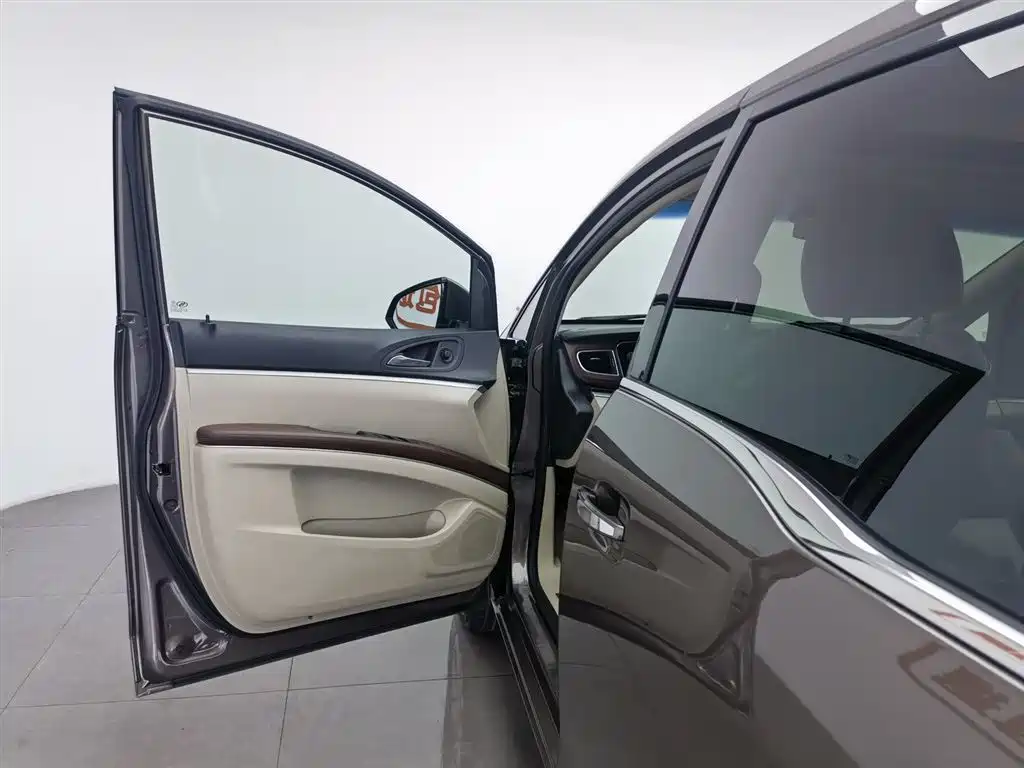 Buick GL8 2017 25S Premium Model China V фото 8