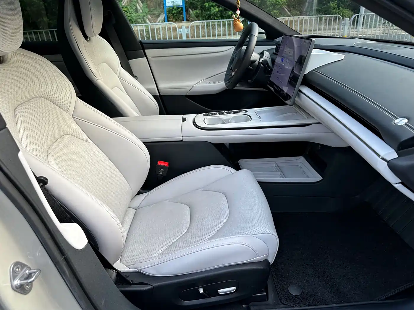 Xiaomi Auto Xiaomi SU7 2024 AWD Extended Range Advanced Smart Driving Max Edition фото 6