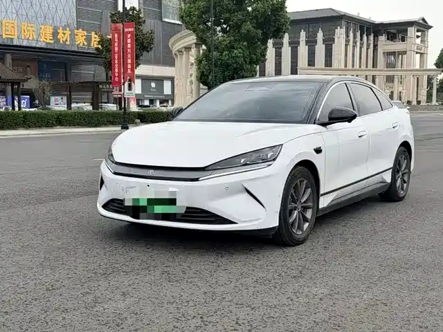 BYD Qin L 2025