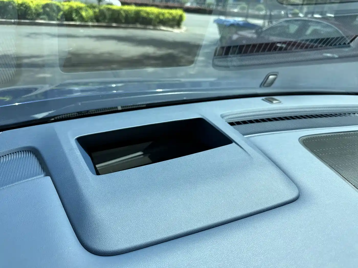 Buick GL8 New Energy 2024 Landglory Luxury Edition 7-Seater фото 10