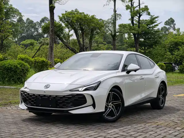 MG MG7 2025 1.5T 300 DCT Luxury Edition — фото 1