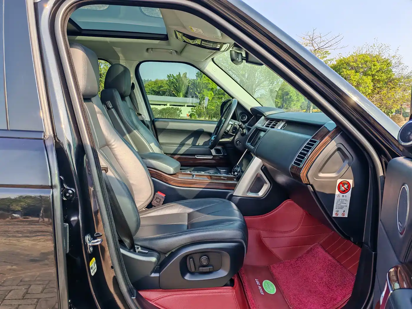 Land Rover Range Rover 2015 3.0 TDV6 Vogue фото 9