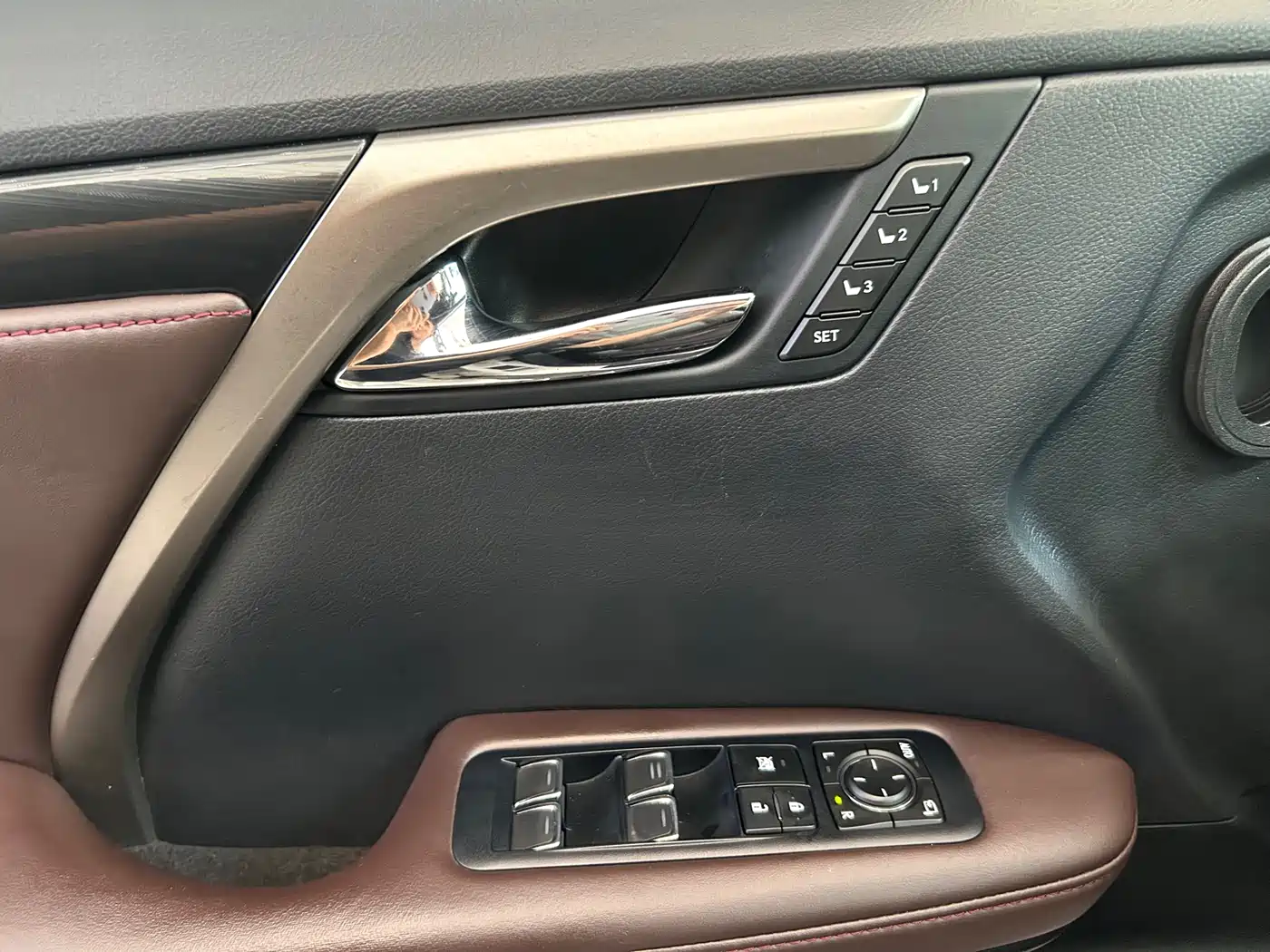 Lexus RX 2020 300 4WD Elegance Edition China VI фото 26