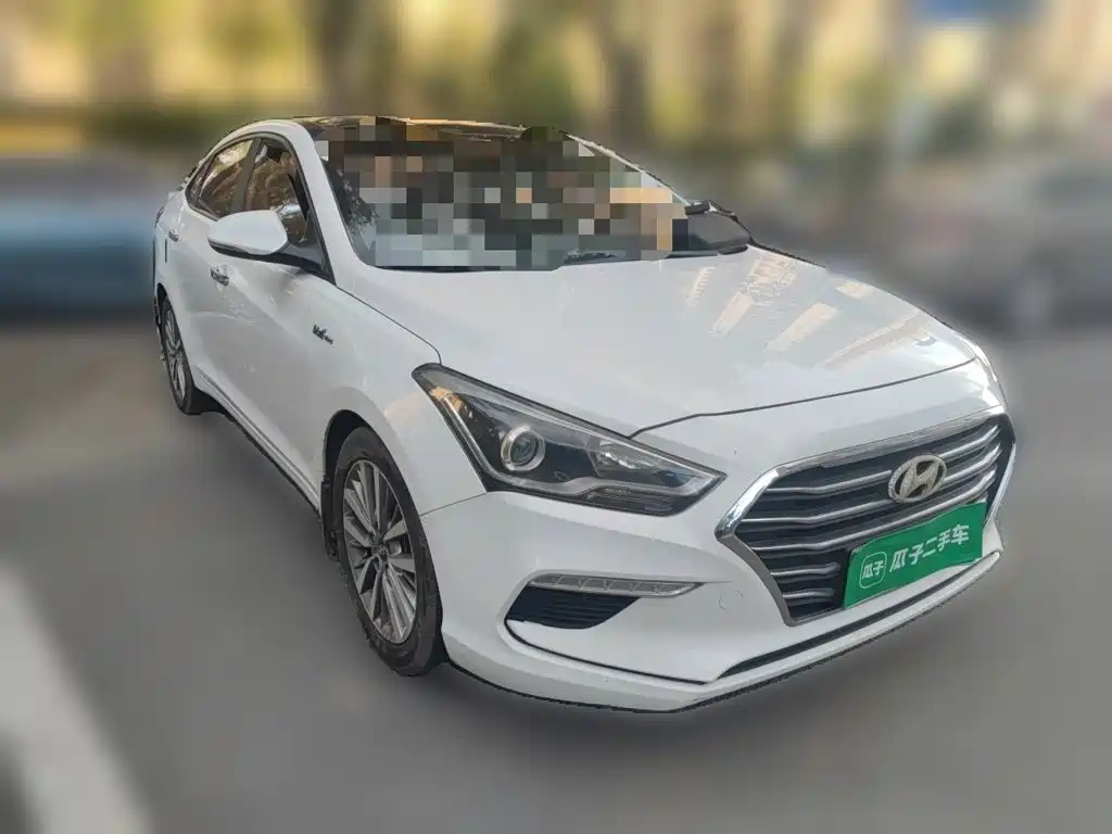Фото 3 - Hyundai Mistra