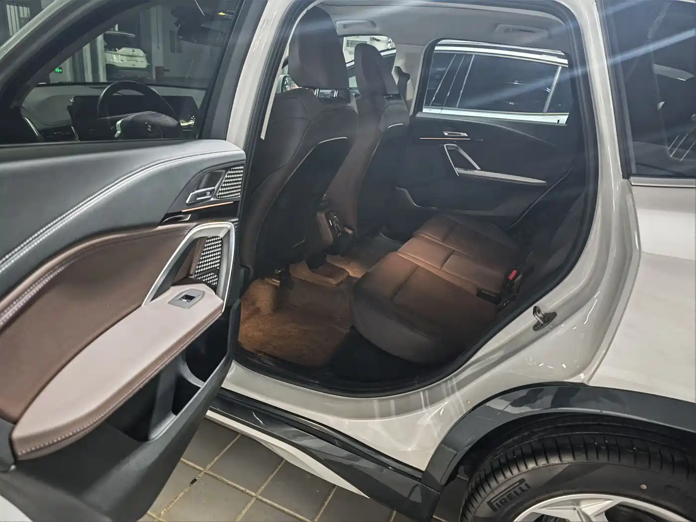 BMW X1 2023 sDrive20Li X Design Package фото 20