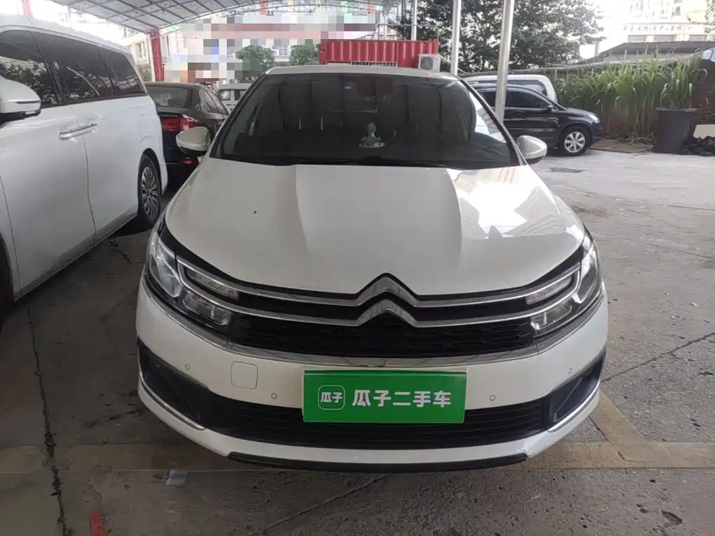 Фото 3 - Citroën C4L