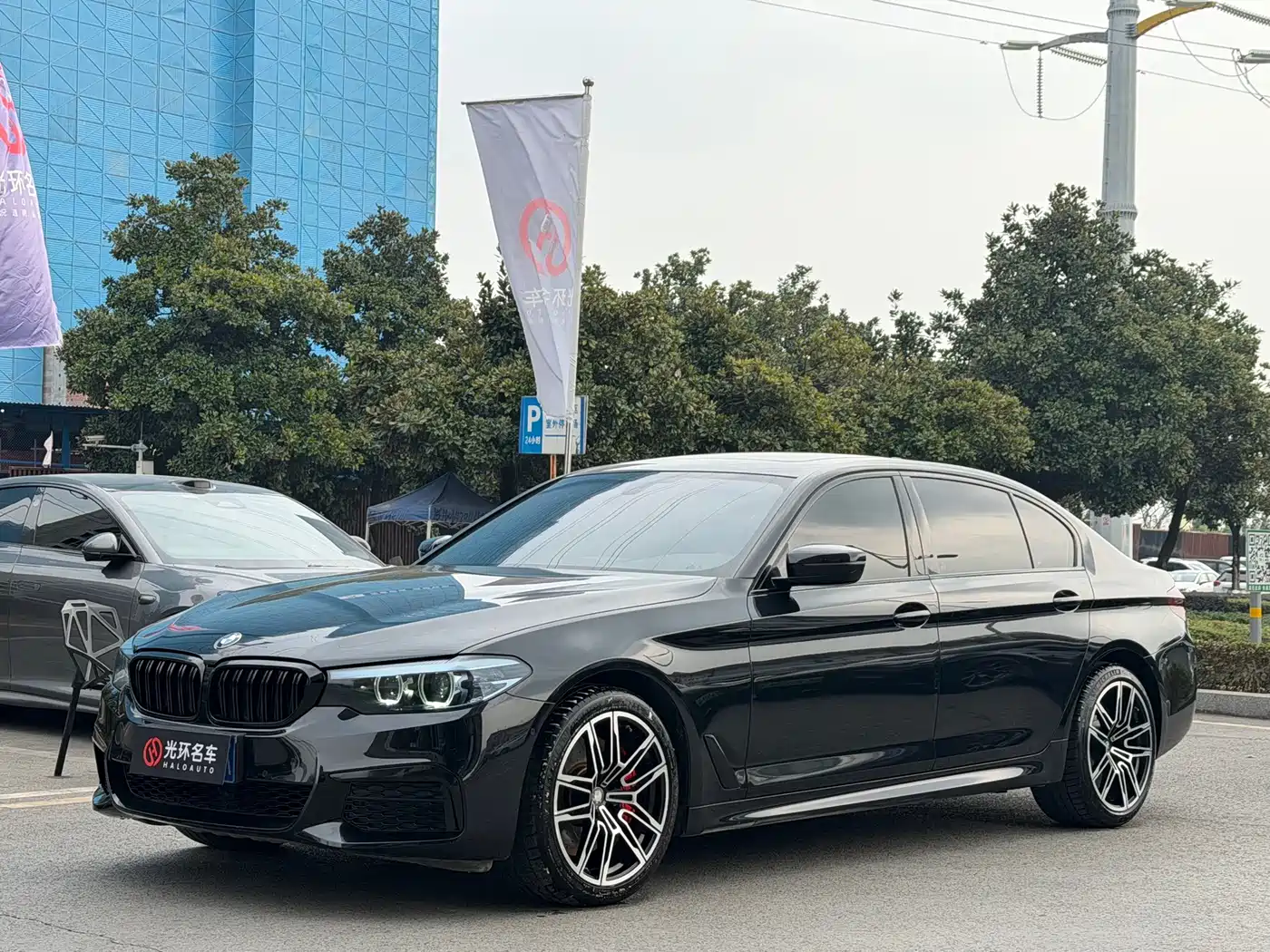 BMW 5 Series 2020 525Li M Sport Package