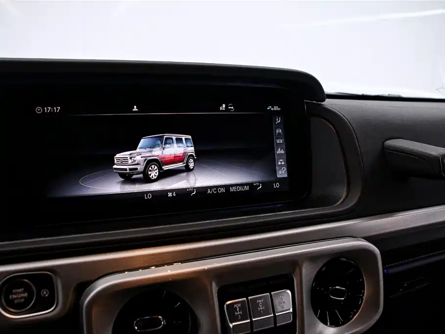 Mercedes-Benz G-Class 2023 G 350 фото 8