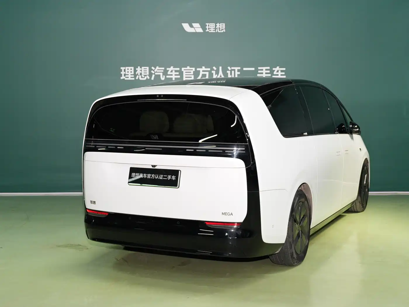 Li Auto MEGA 2024 2024 Ultra