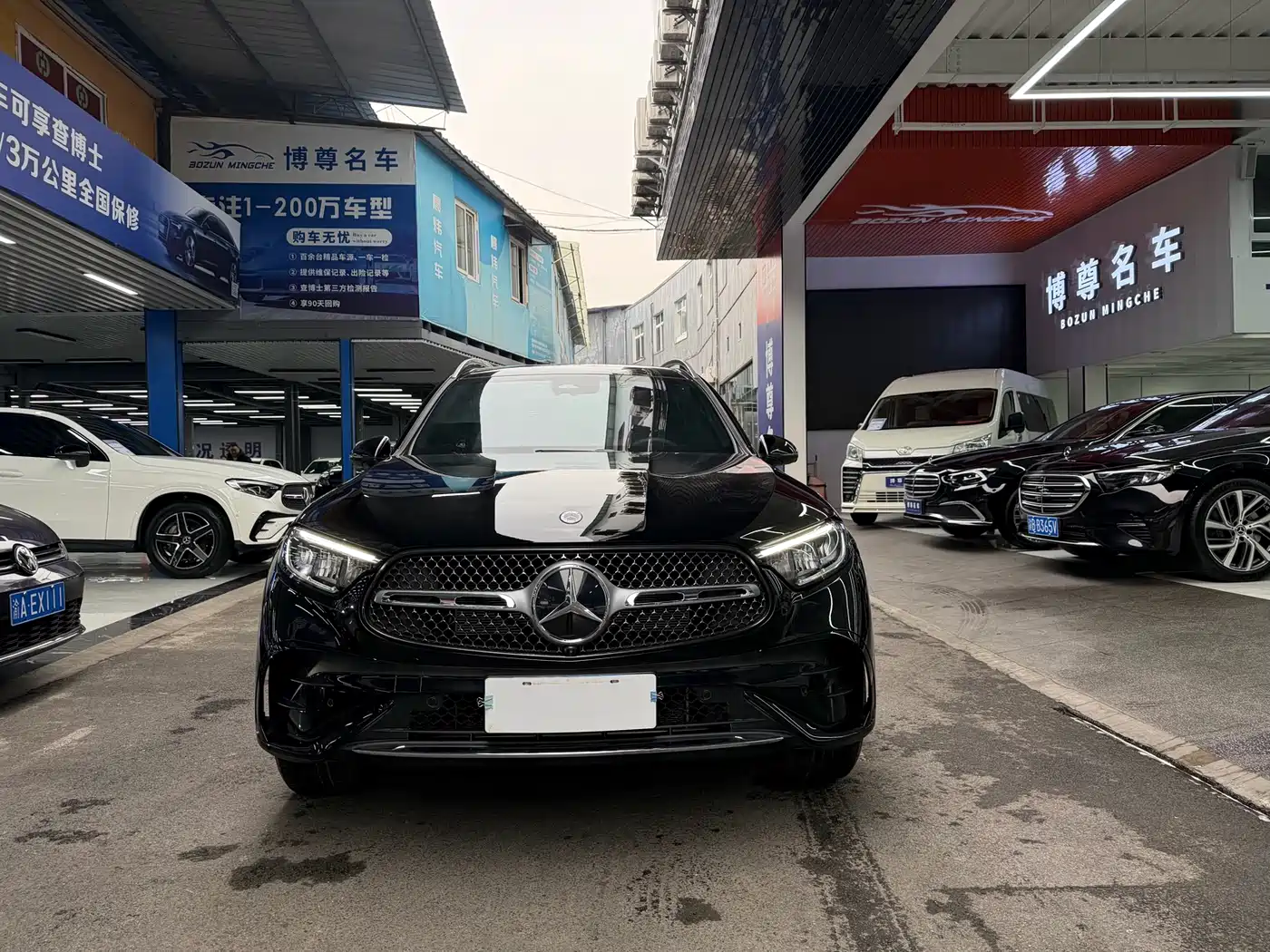 Mercedes-Benz GLC 2025 GLC 300 L 4MATIC Dynamic 5-seater фото 2