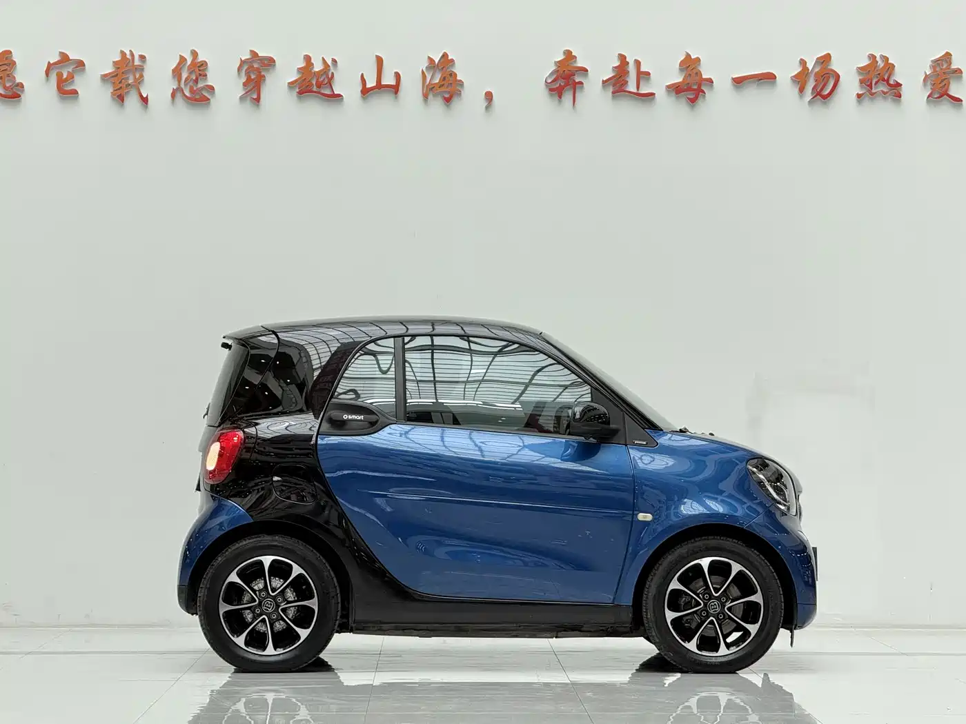 smart fortwo 2015 2015 1.0L 52kW Hardtop Passion Edition