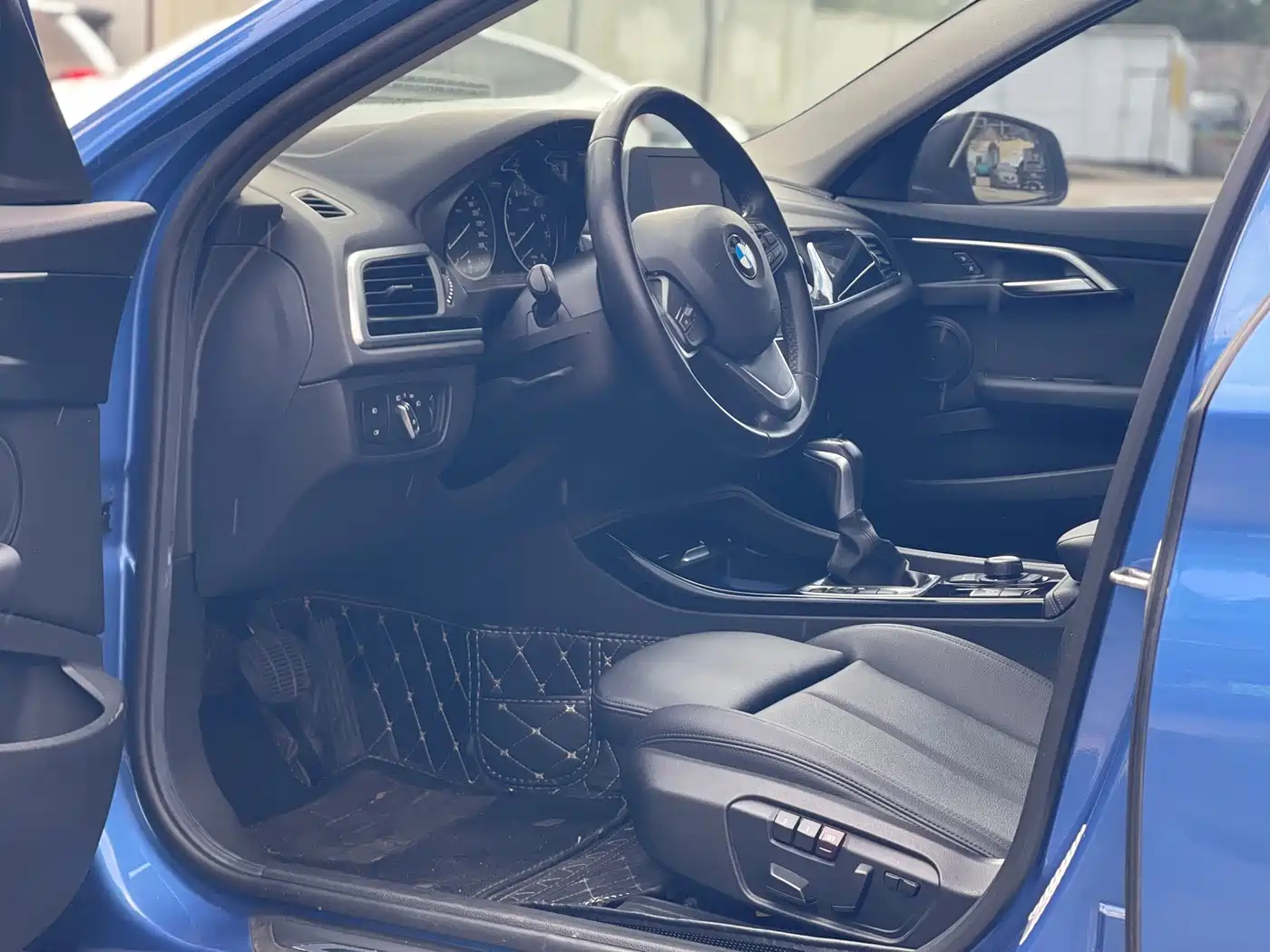 Фото 5 - BMW 1 Series