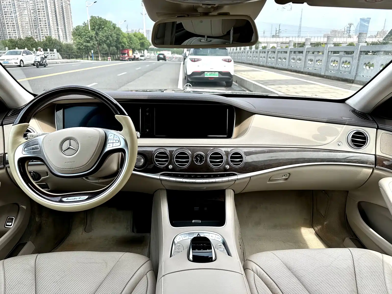Фото 6 - Mercedes-Benz S-Class