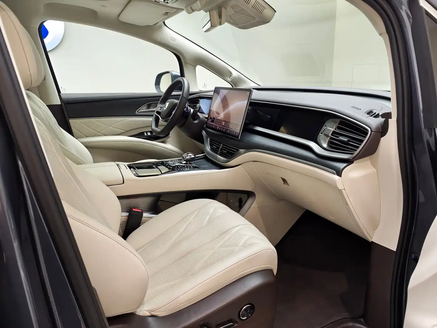 Denza D9 2025 Model DM-i Smart Drive Edition 1020 AWD Flagship фото 13