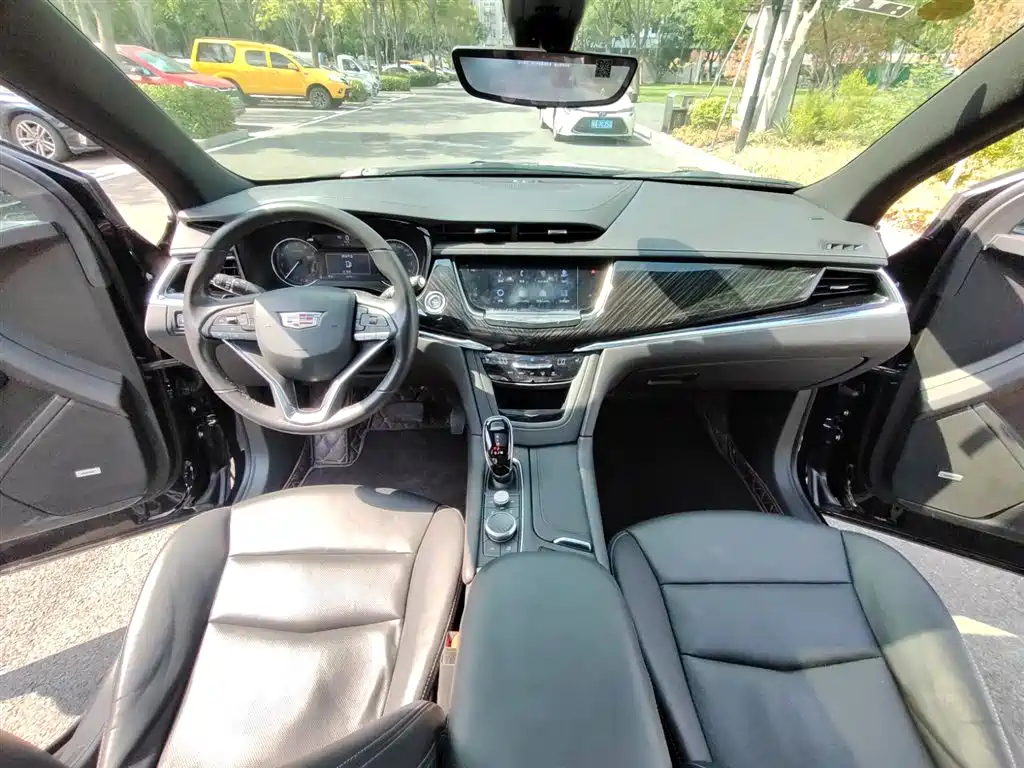 Cadillac XT6 2021 28T 6-Seater Style фото 5