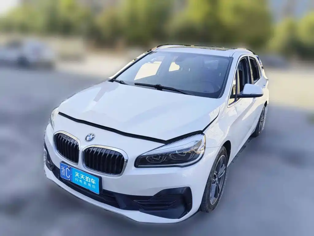 BMW 2 Series Touring, 2019 год
