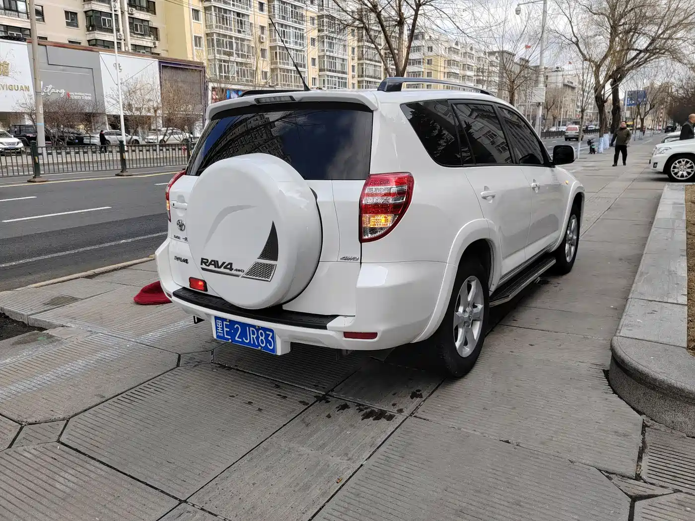 Toyota RAV4 Rongfang 2009 2.4L Automatic Luxury Edition фото 5