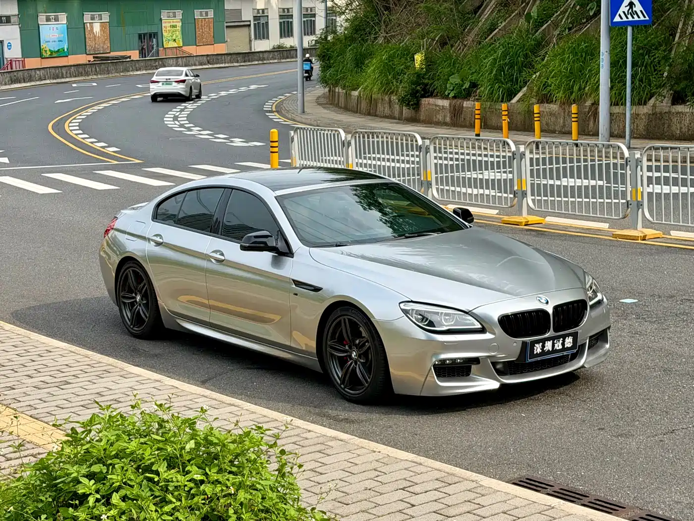 BMW 6 Series 2016 640i Gran Coupe фото 3
