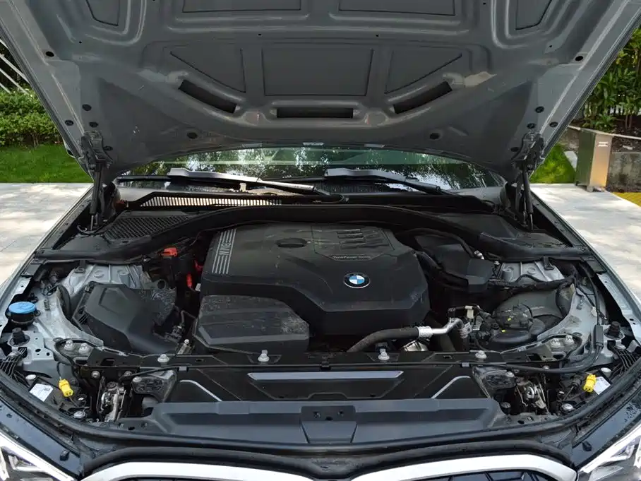 BMW 3 Series 2025 325Li M Sport Package фото 14