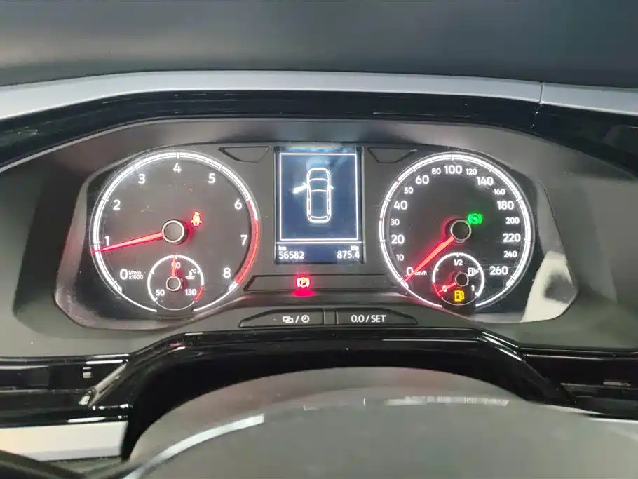 Volkswagen Polo 2019 Plus 1.5L Automatic Colorful Tech Edition фото 14