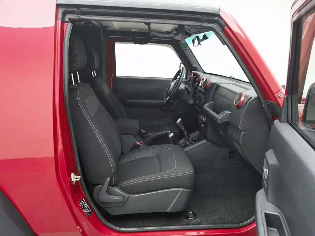 BAIC ORV Beijing Offroad BJ40 2015 2014 2.4L Manual Cross Country