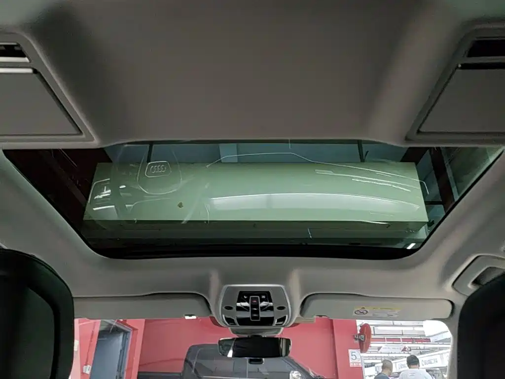 Audi A8 2019 Facelift Plus A8L 50 TFSI quattro Comfort фото 18