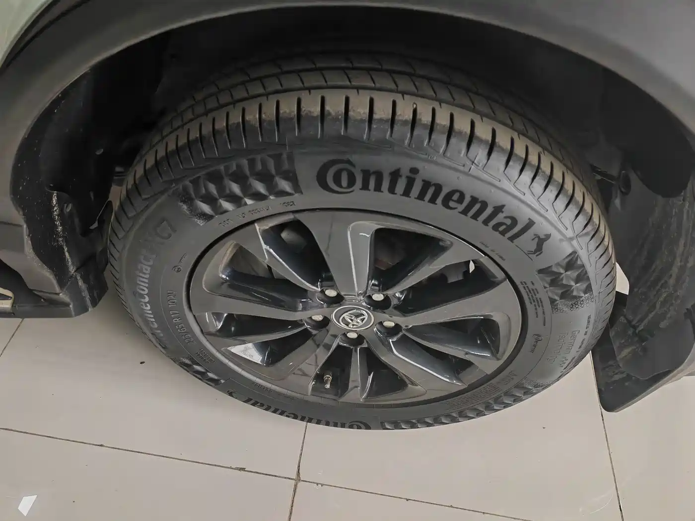 Toyota RAV4 Rongfang 2019 2.0L CVT 2WD Style X Limited Edition China VI фото 9