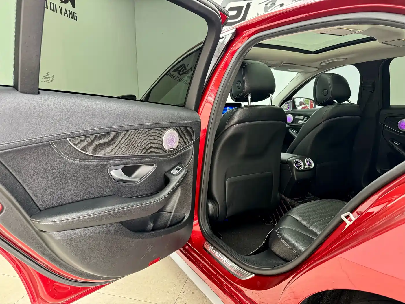 Mercedes-Benz C-Class 2015 C 200 L Sport фото 10