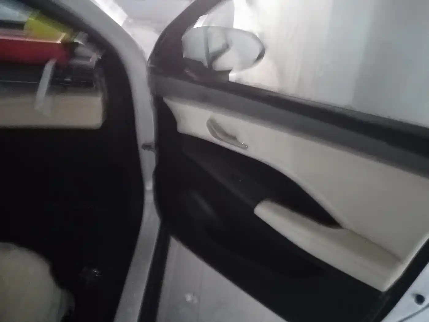 BYD Qin PLUS 2025 DM-i Smart Drive 55KM Leader фото 9