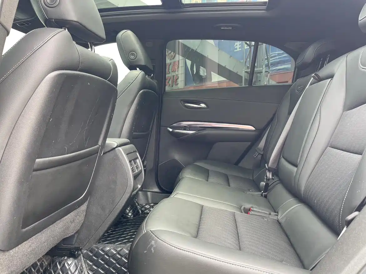 Cadillac XT4 2022 28T FWD Style фото 4