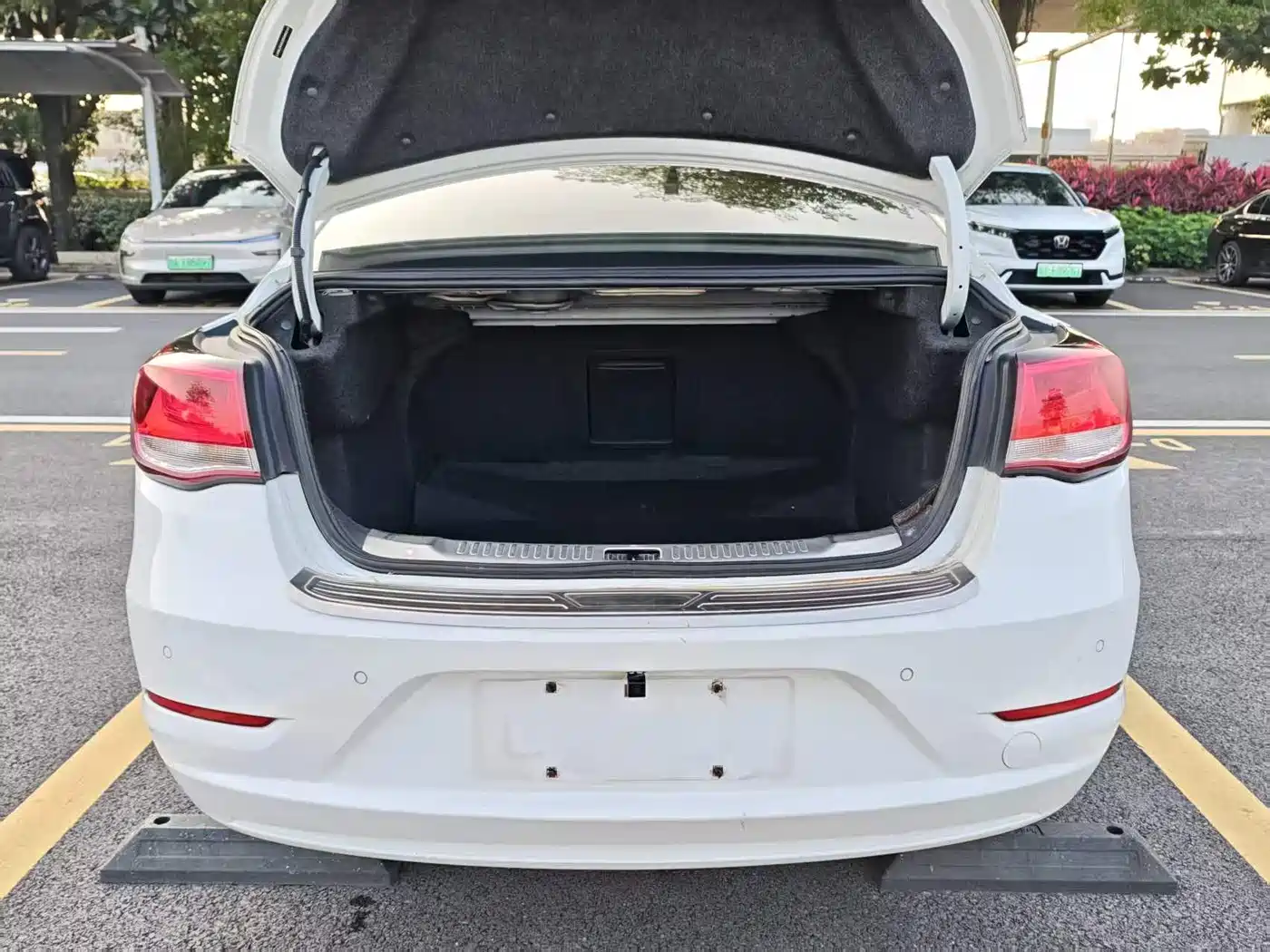 Chevrolet Malibu 2017 1.5T Automatic Comfort Edition фото 19