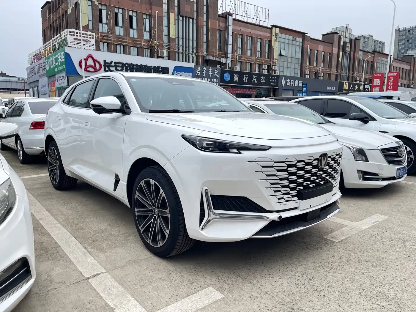 CHANGAN UNI K SMART IDD