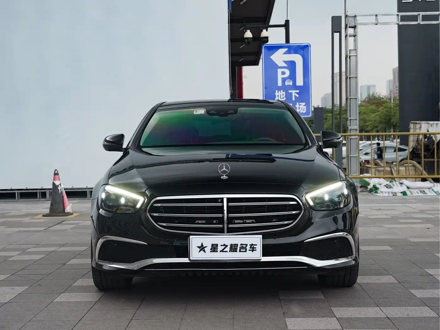 Mercedes-Benz E-Class 2021 E 300 L Premium фото 4
