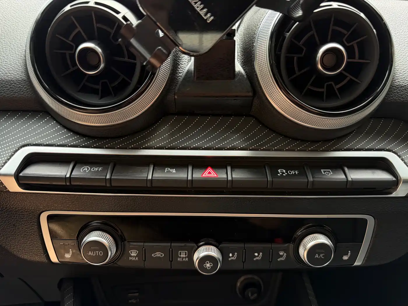 Audi Q2L 2022 35 TFSI Fashion Dynamic фото 12