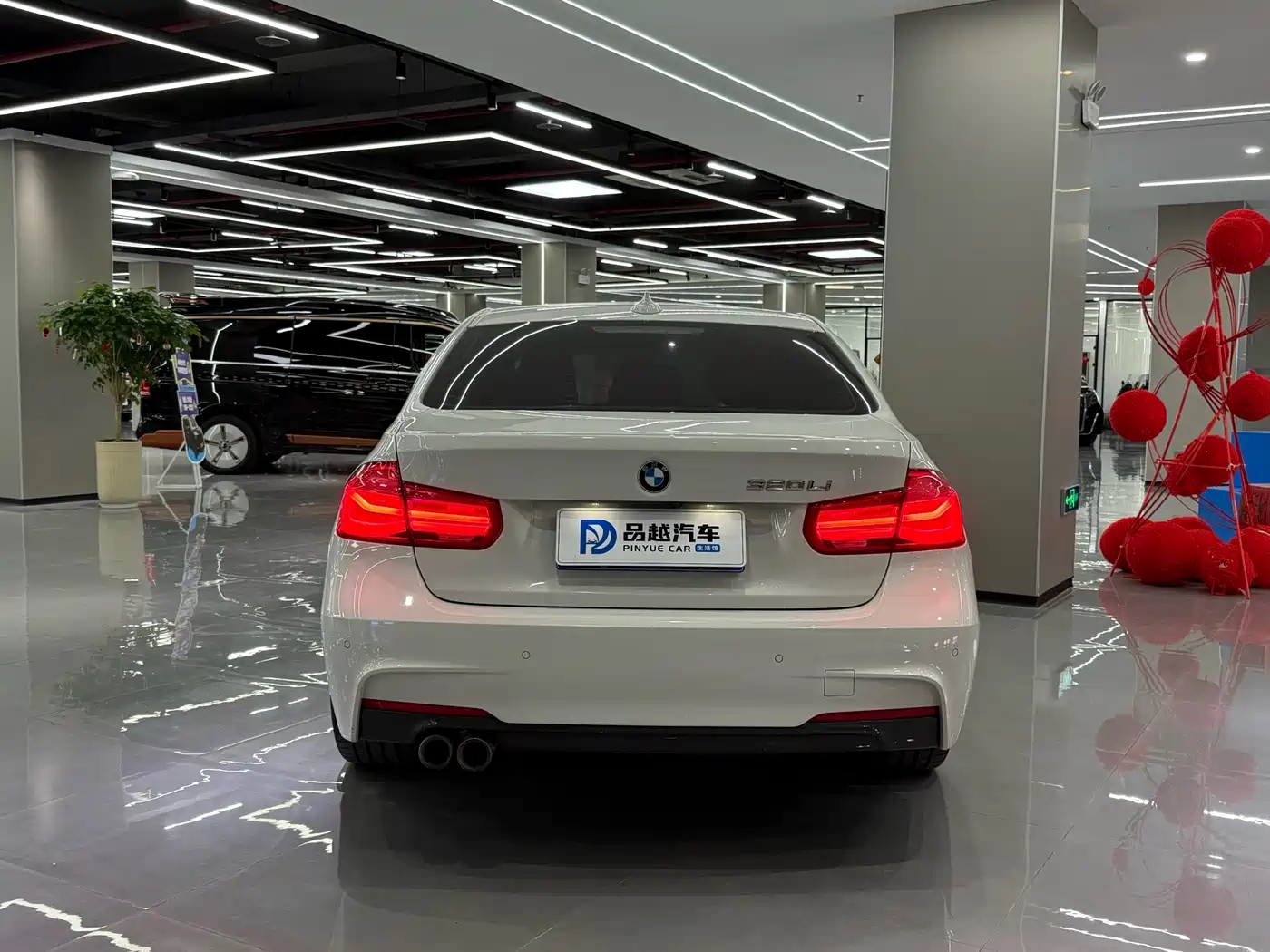 BMW 3 Series 2019 320Li M Luxury Package фото 4