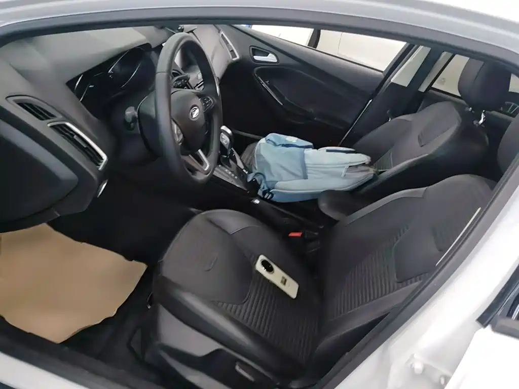 Ford Focus 2018 2018 Hatchback Classic 1.6L Automatic Trend Smart Edition