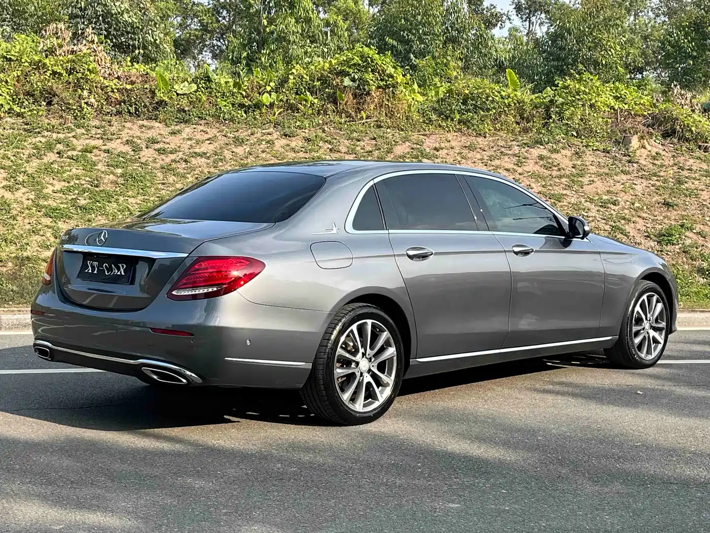 Mercedes-Benz E-Class 2016 E 200 L фото 7