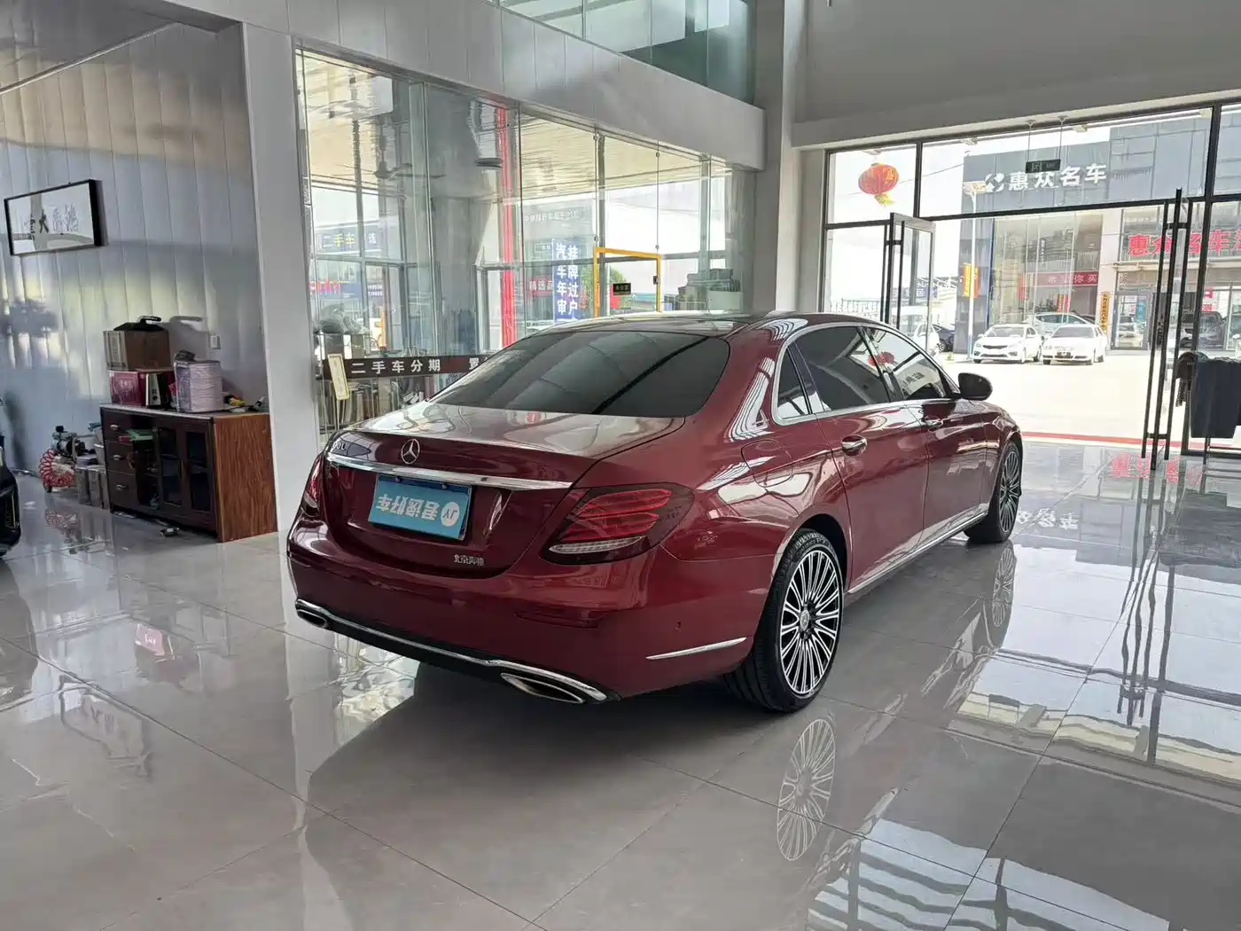 Mercedes-Benz E-Class 2016 E 300 L Luxury фото 6