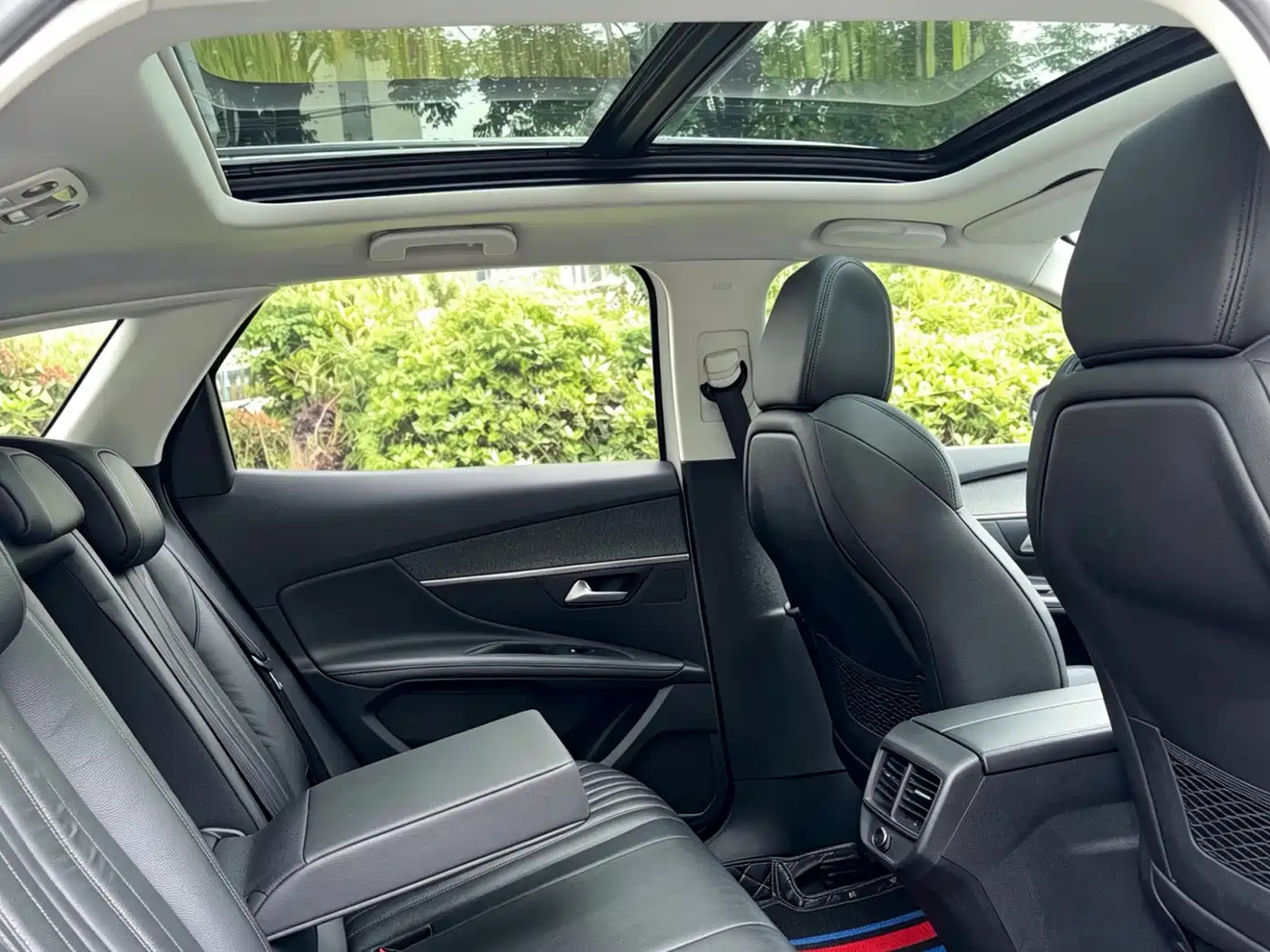 Peugeot 4008 2018 350THP Luxury фото 29
