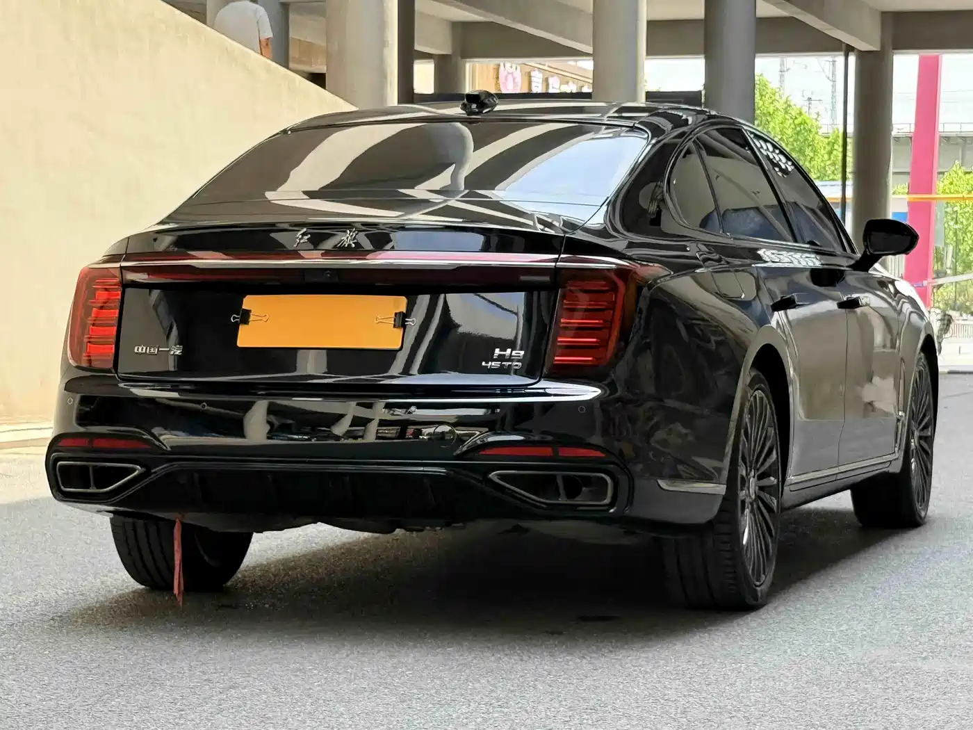 Hongqi H9 2025 2.0T 2WD Qixiang Private Style Edition 5-seater фото 4