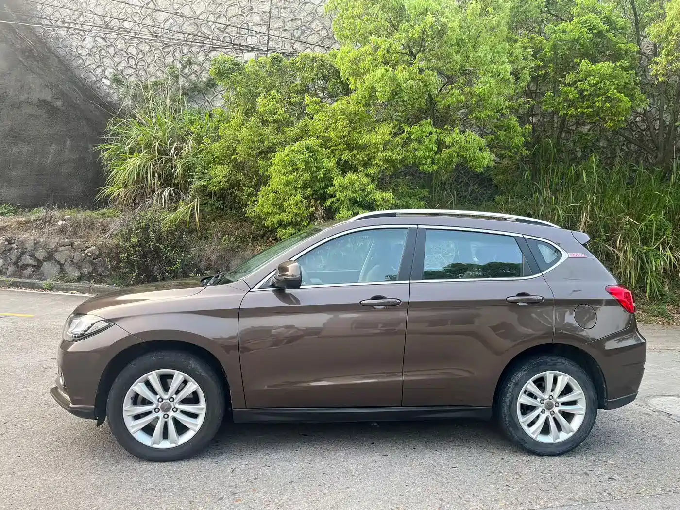 Haval H2 2015 1.5T Automatic 2WD Premium Edition фото 5