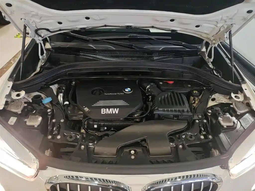 BMW X1 2019 sDrive18Li Premium Model фото 20