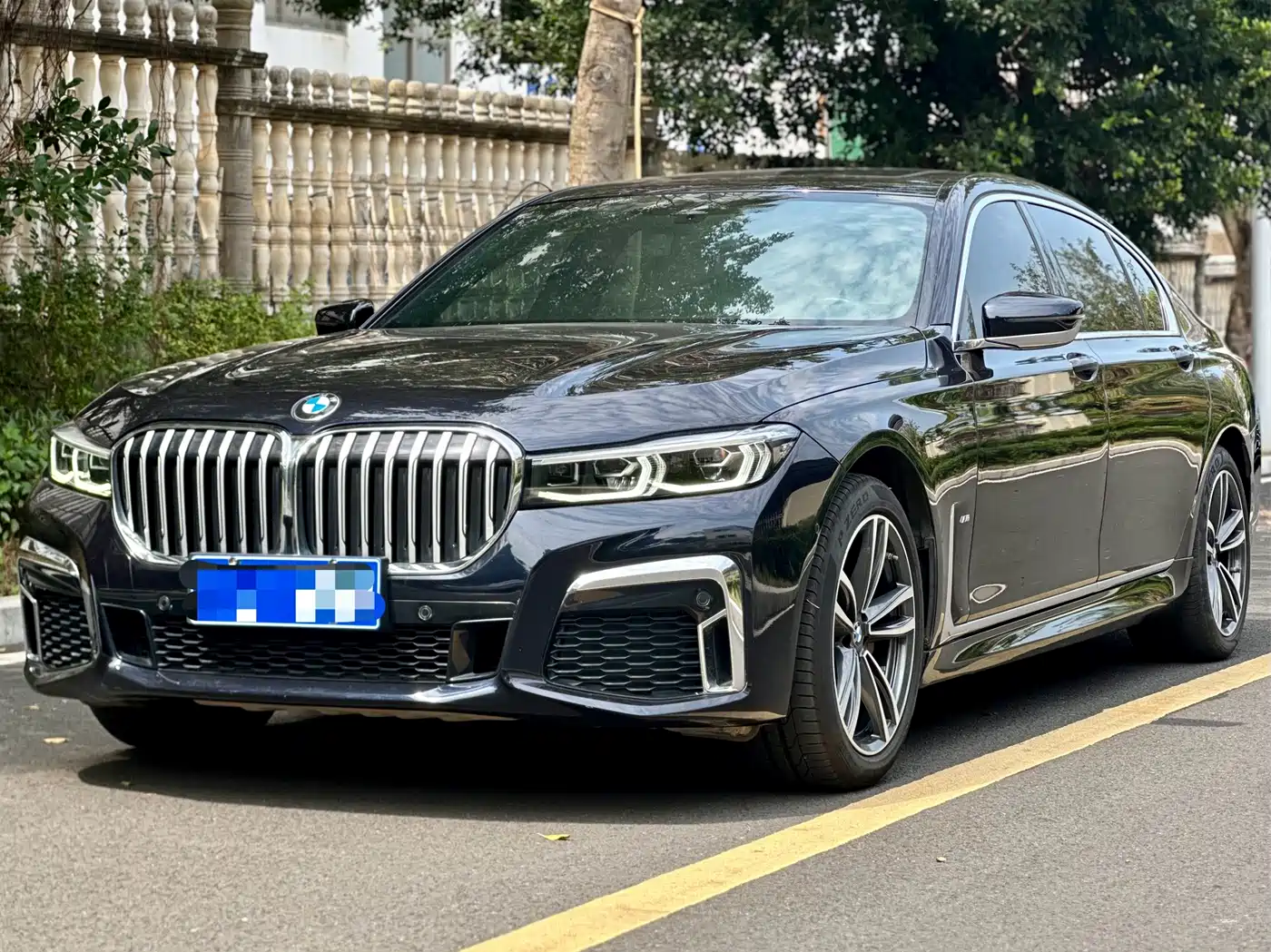 BMW 7 Series 2019 730Li M Sport Package фото 2