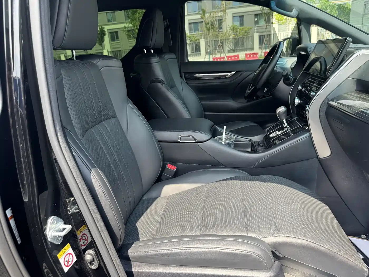 Toyota Vellfire 2019 2019 Hybrid 2.5L HV Premium Edition